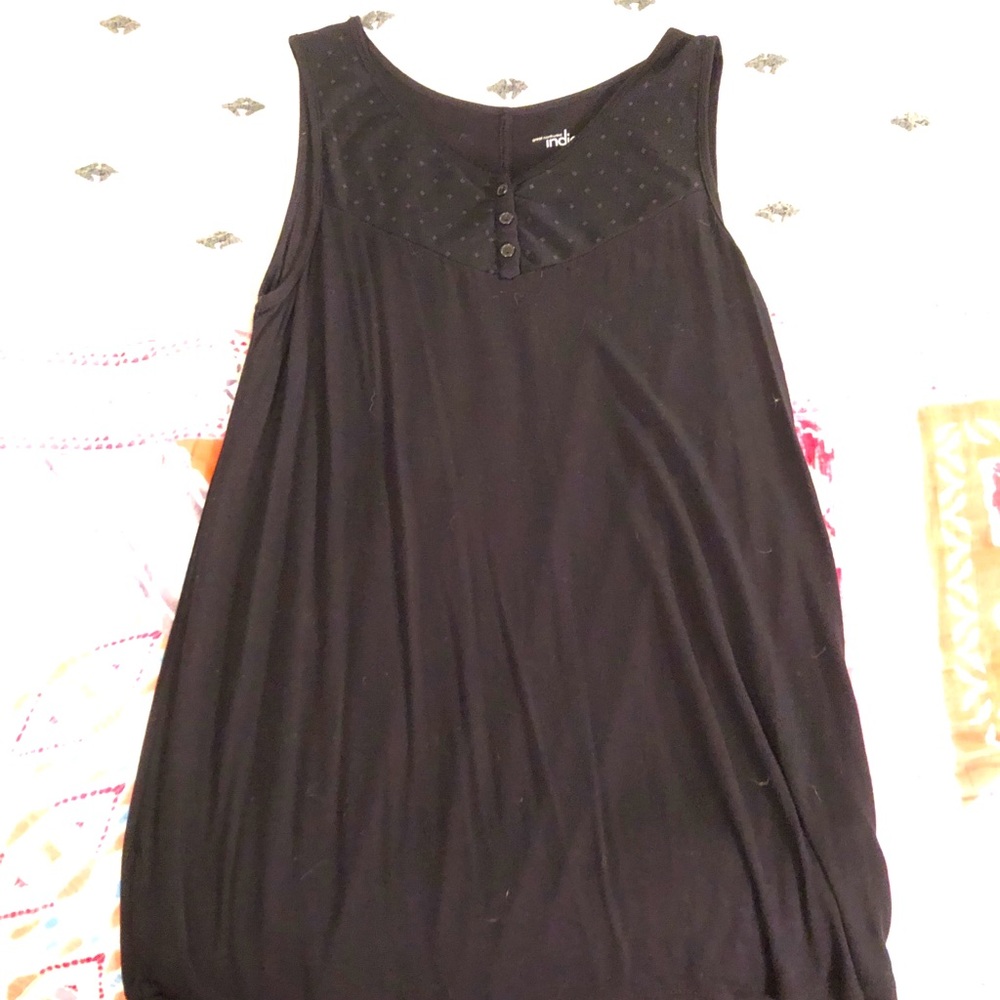 Black sleeveless top